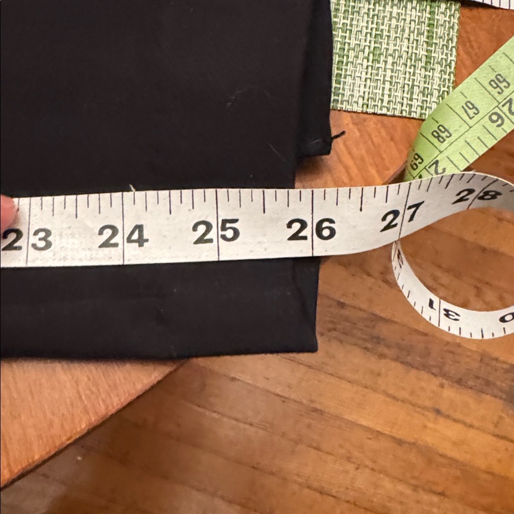 SPANX Pants, Black. Size Medium.
Faux pockets
NWOT - Picture 9 of 13